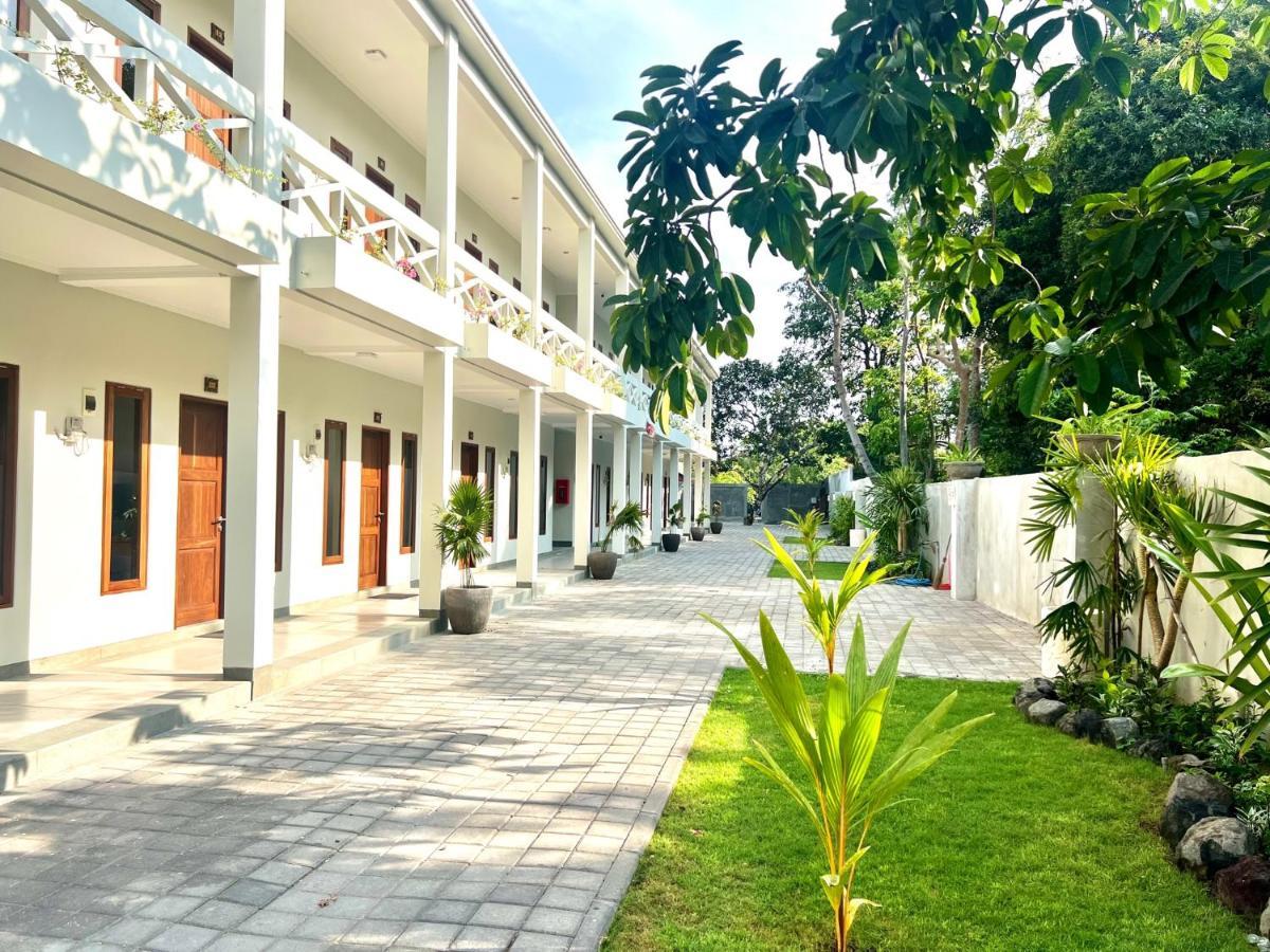 Charlie Guest House Nusa Dua  Extérieur photo
