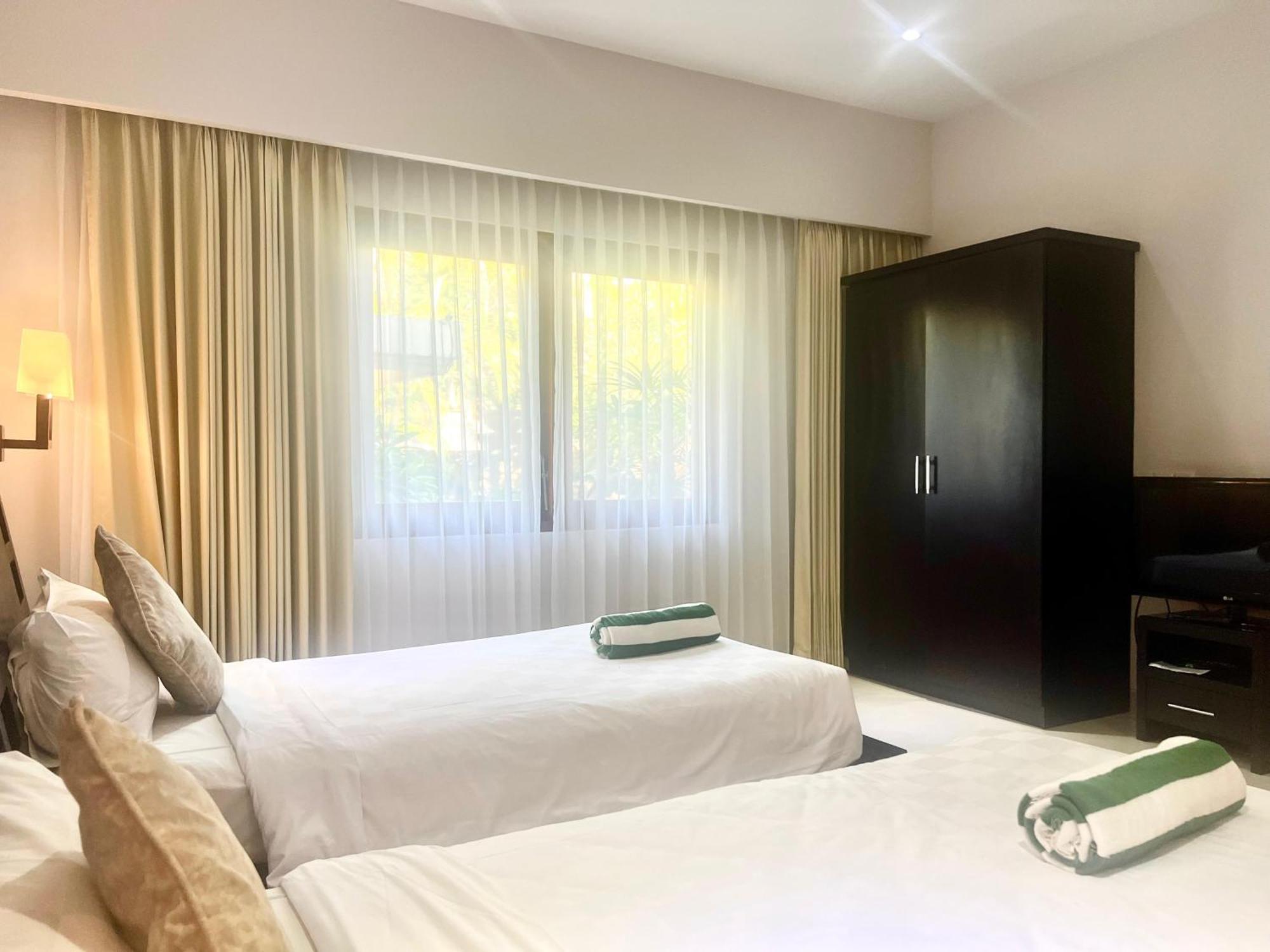 Charlie Guest House Nusa Dua  Extérieur photo